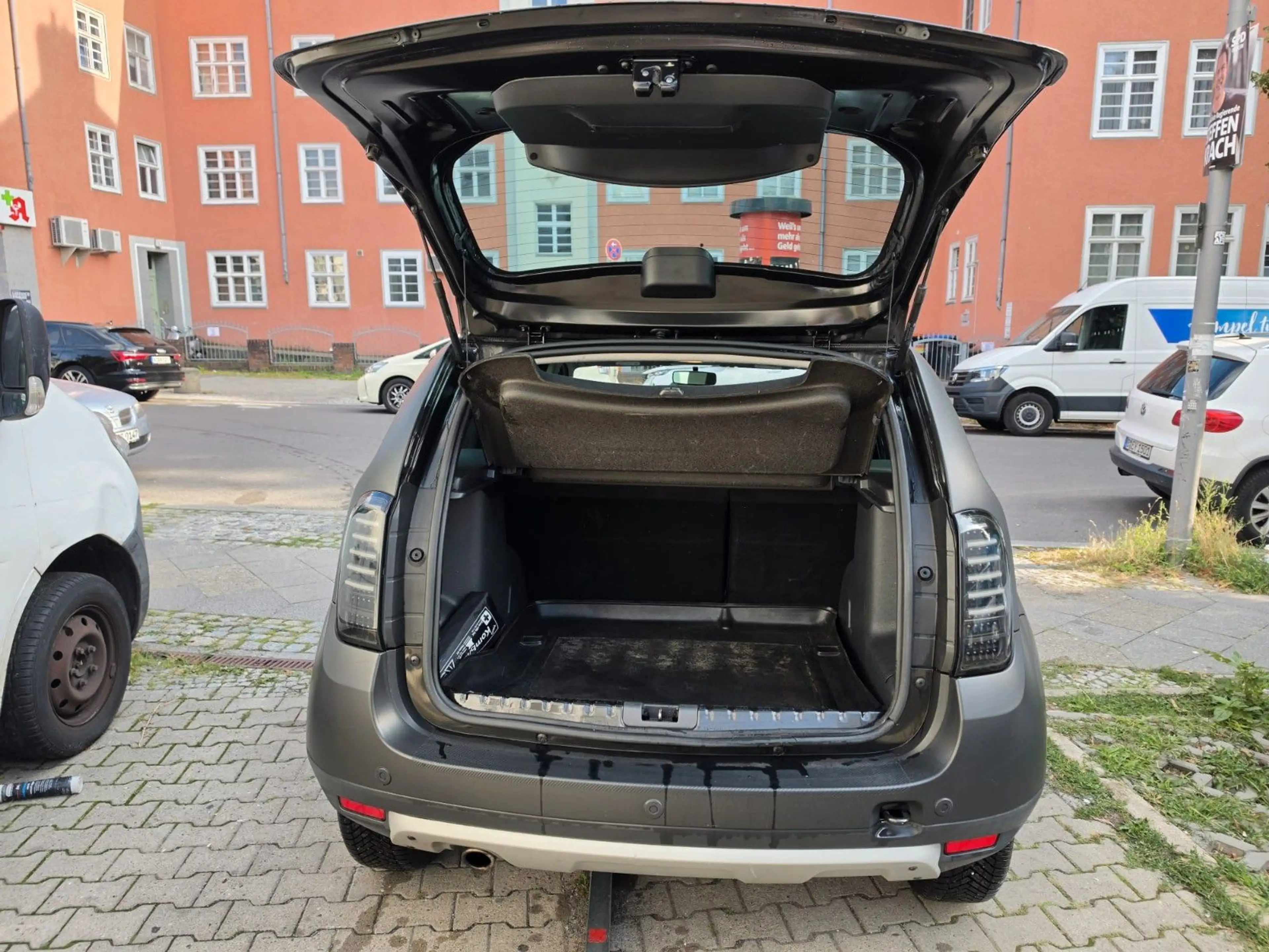 Dacia Duster TCE 4x2/TÜVNEU/Garantie 24 — photo 15