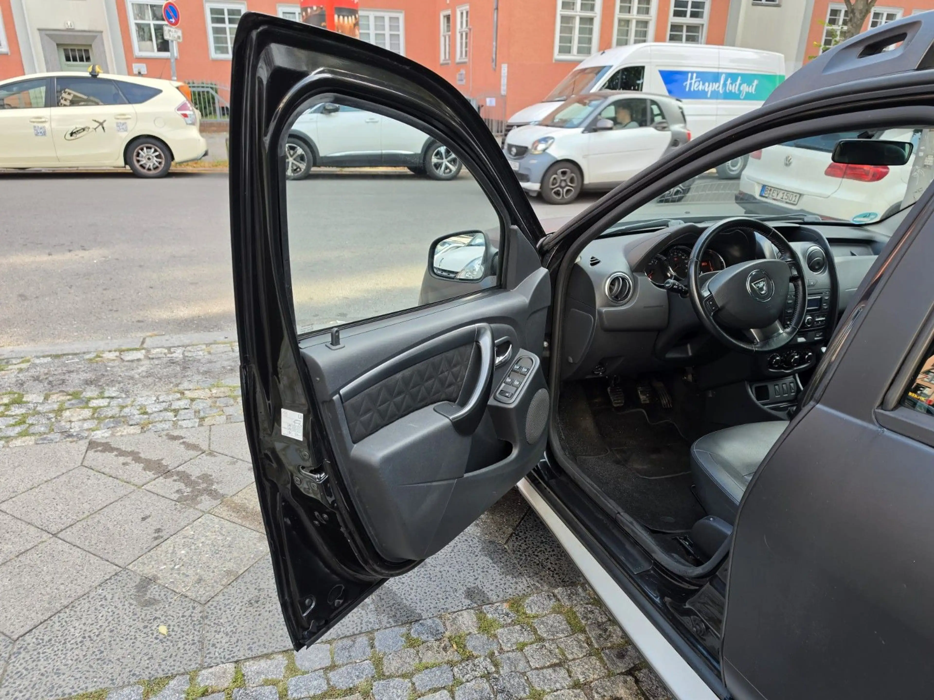 Dacia Duster TCE 4x2/TÜVNEU/Garantie 24 — photo 12