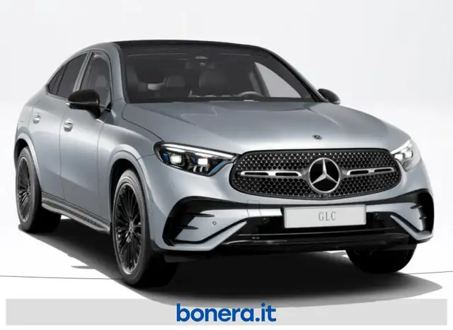 Mercedes-Benz 300 view 2
