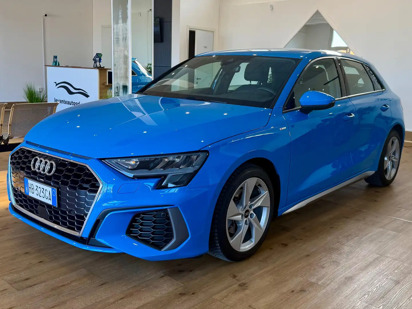 Audi A3 30  Tfsi S-Line MHEV Blu/Azzurro - 1
