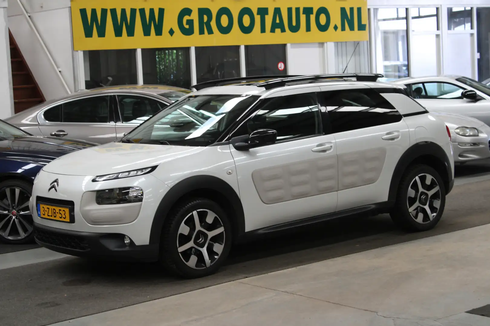 Citroen C4 Cactus 1.2 e-VTi Shine Automaat NAP, Panoramadak, Leer, A Blanco - 1