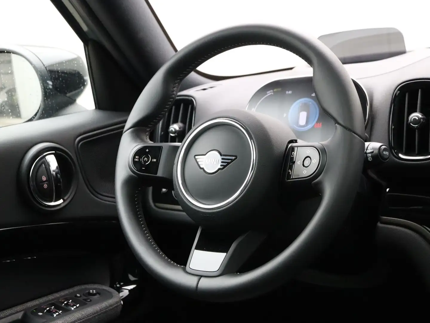 MINI Cooper SE Countryman ALL4 Classic Groen - 2