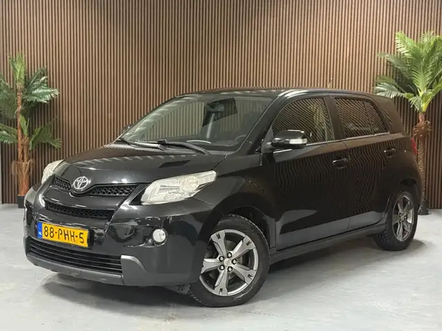 Toyota Urban Cruiser 1.3 VVT-i Dynamic