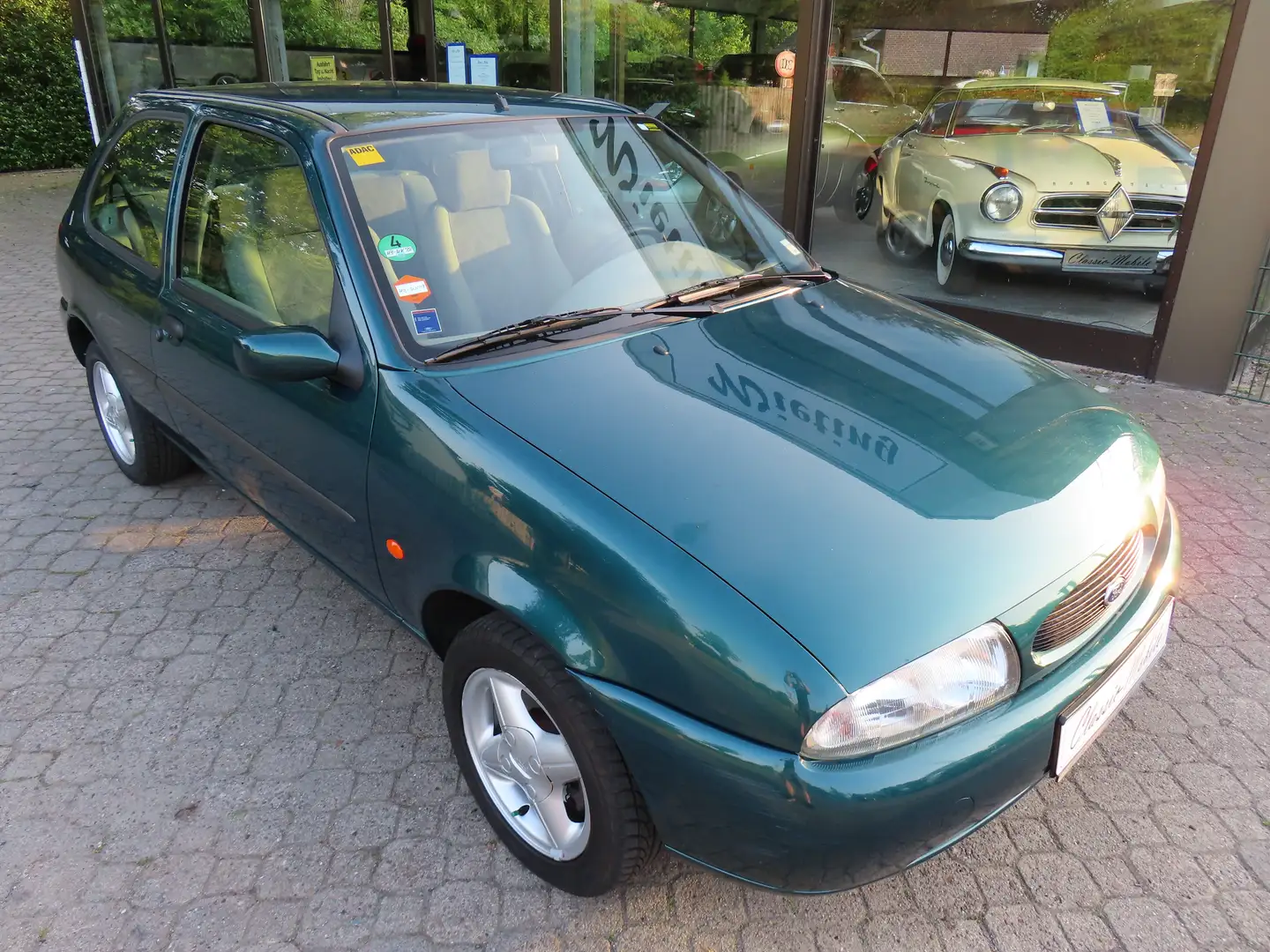 Ford Fiesta 1.25 Fun *nur 33 TKM*1.Hand*HU neu*Klima*Alu* Grün - 1