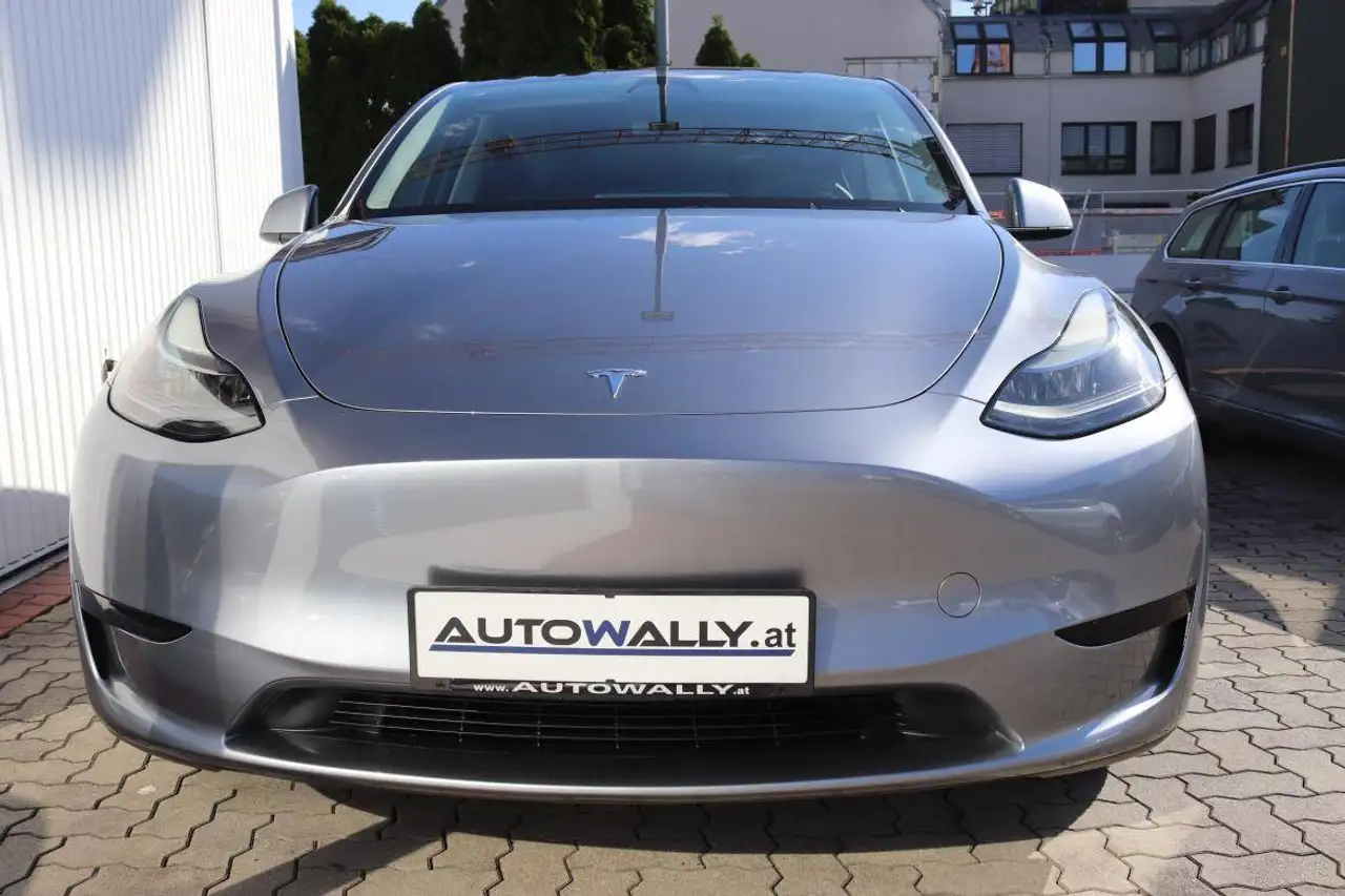 Tesla Model Y RWD, миниатюра 4