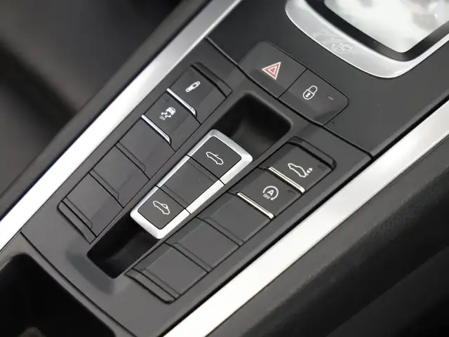 Porsche Boxster view 14