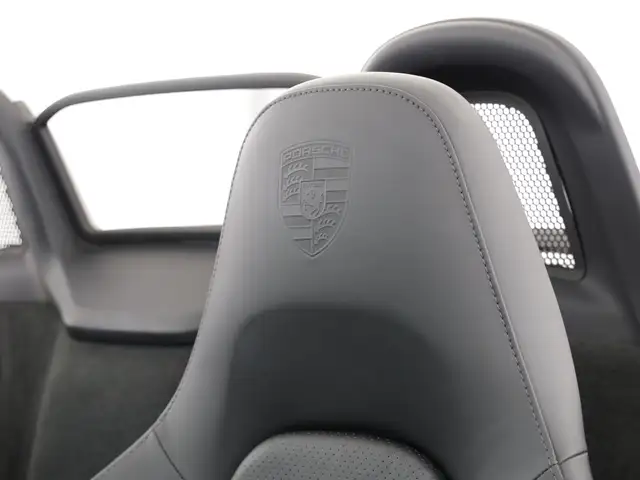 Porsche Boxster view 12