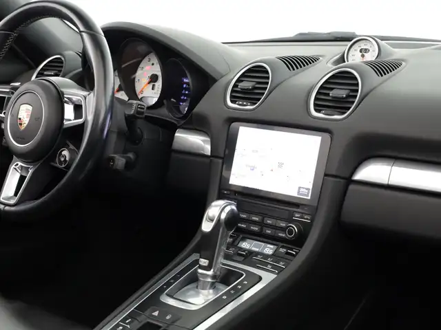 Porsche Boxster view 9