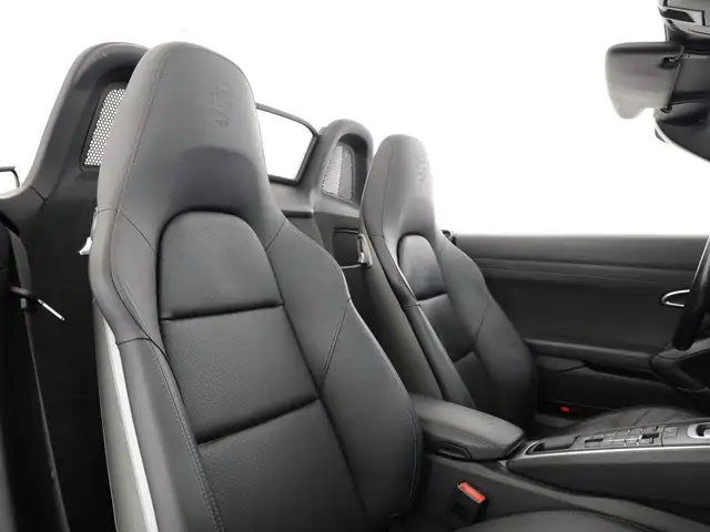 Porsche Boxster view 10
