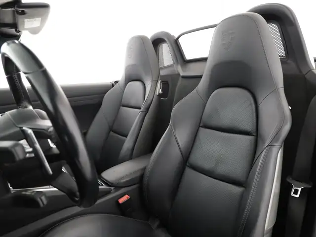 Porsche Boxster view 11