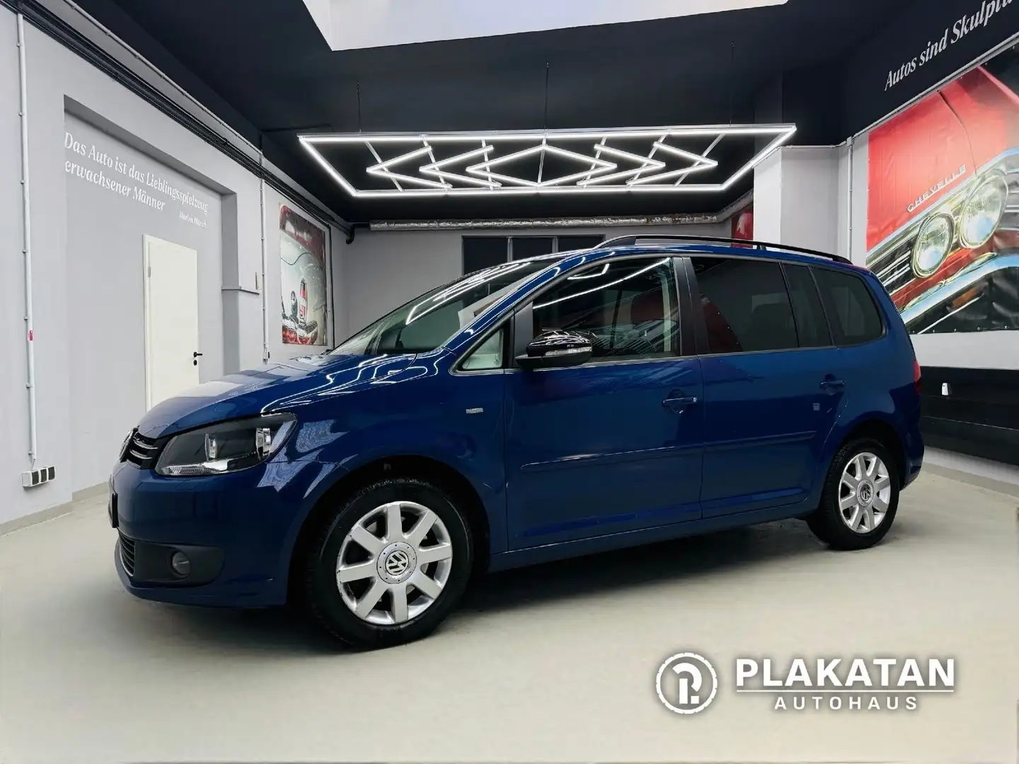 Volkswagen Touran Match 1.4 TSI Match 7 Sitze Blau - 1