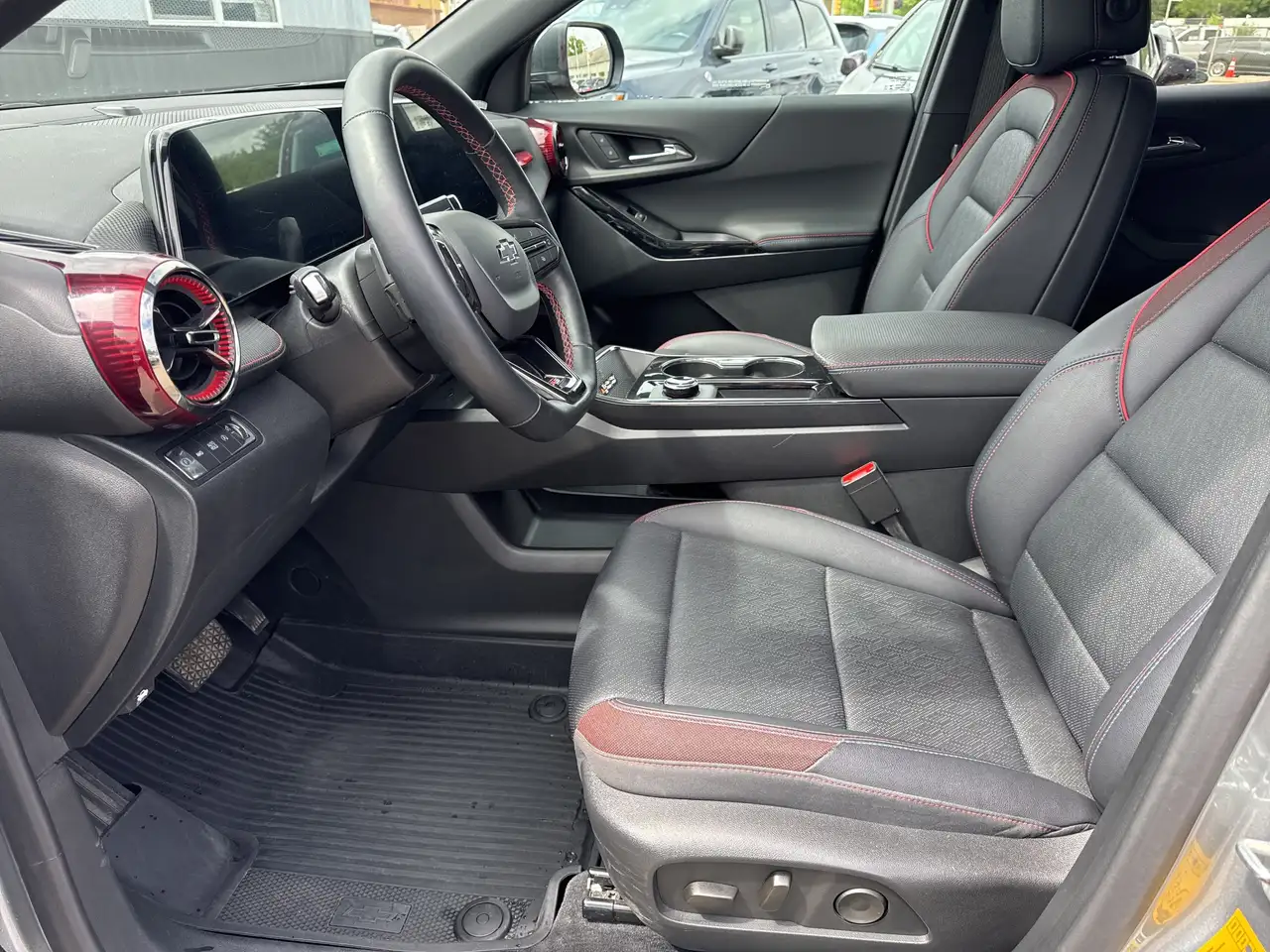 Chevrolet Equinox снимка Chevrolet Equinox