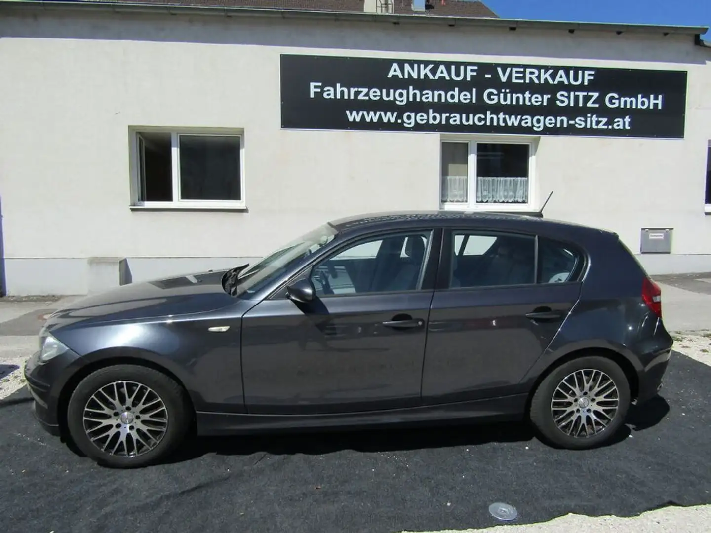 BMW 118 d Grau - 2