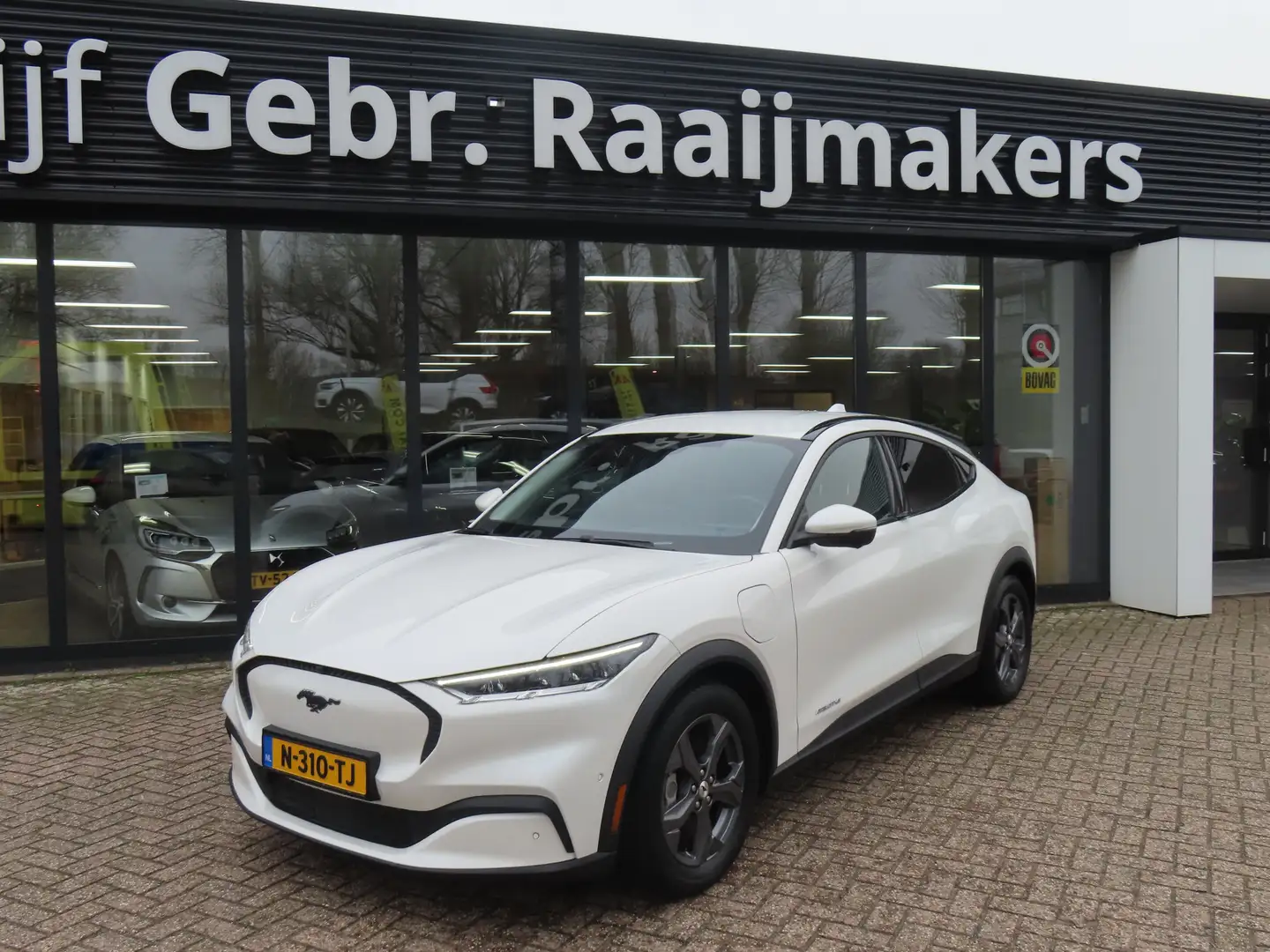 Ford Mustang Mach-E RWD 75 kWh*92%SOH*13966 netto* Weiß - 1