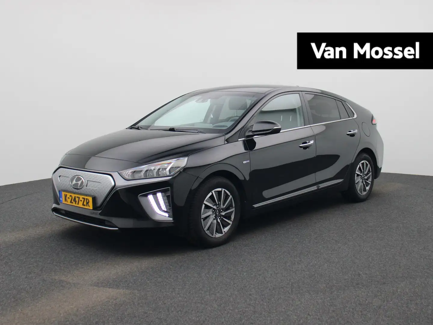 Hyundai IONIQ Comfort EV 38 kWh | NAVIGATIE | PARKEERSENSOREN | Noir - 1
