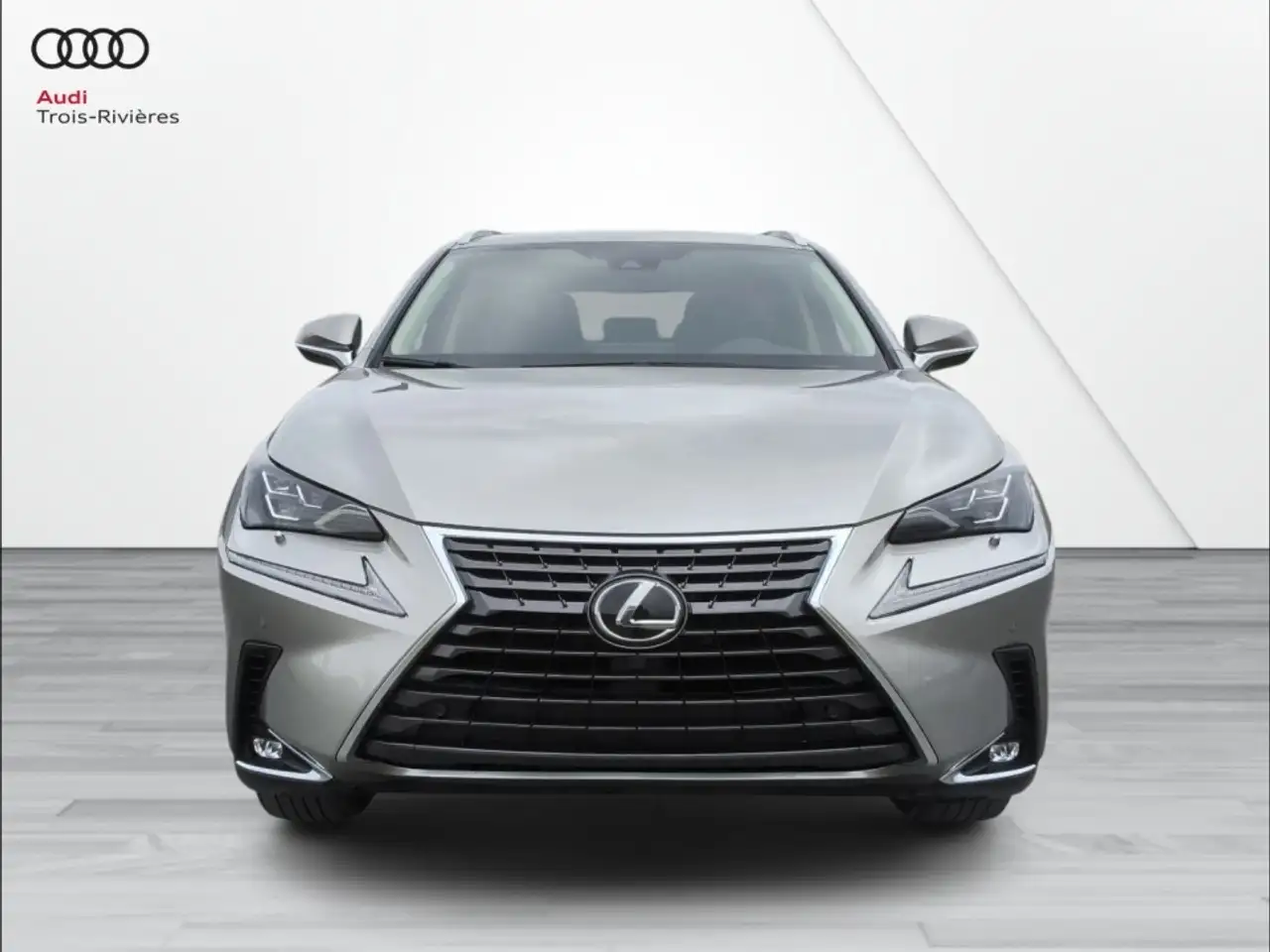 Lexus NX снимка Lexus NX