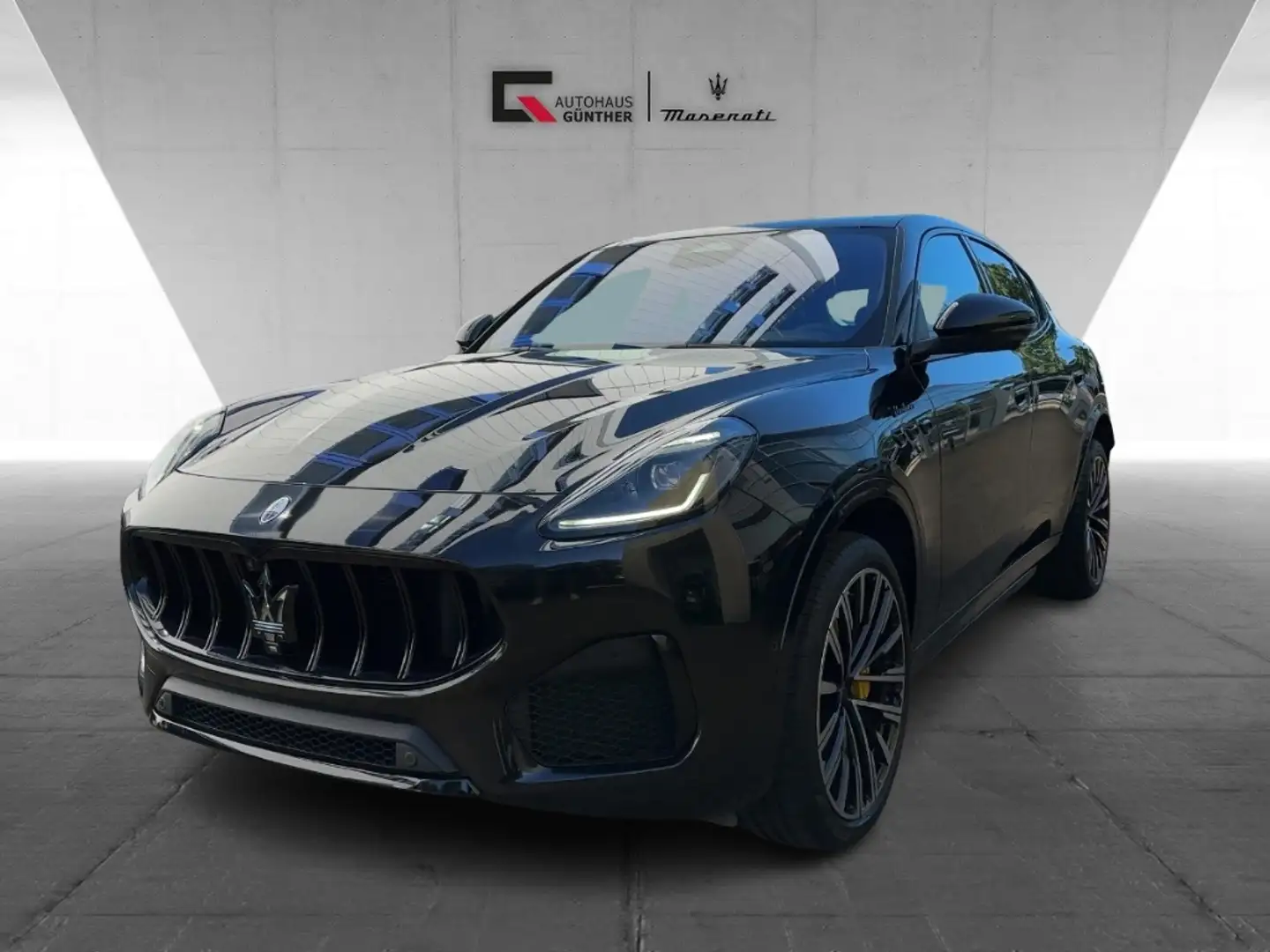 Maserati Grecale Modena MY25 330PS AWD 5J. Garantie Zwart - 1