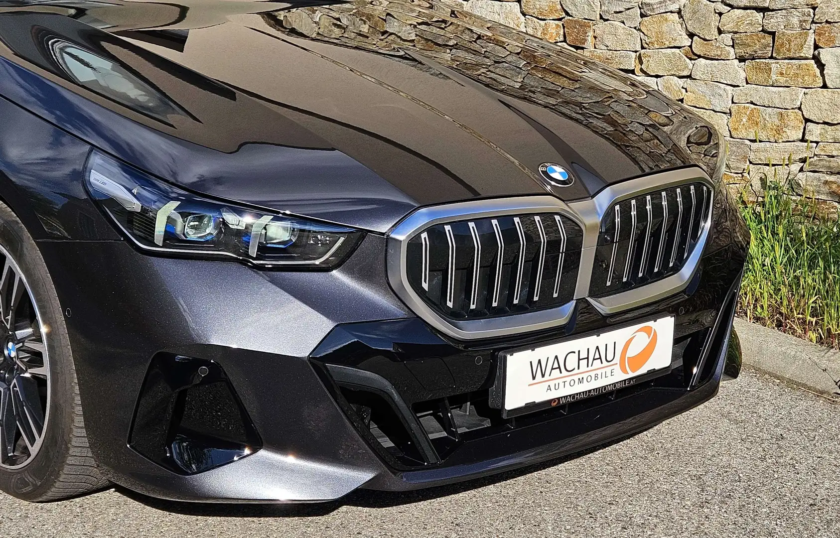 BMW 520 d Touring MHEV Aut.*M-Paket*Memory*Harman Kardon* Grau - 2