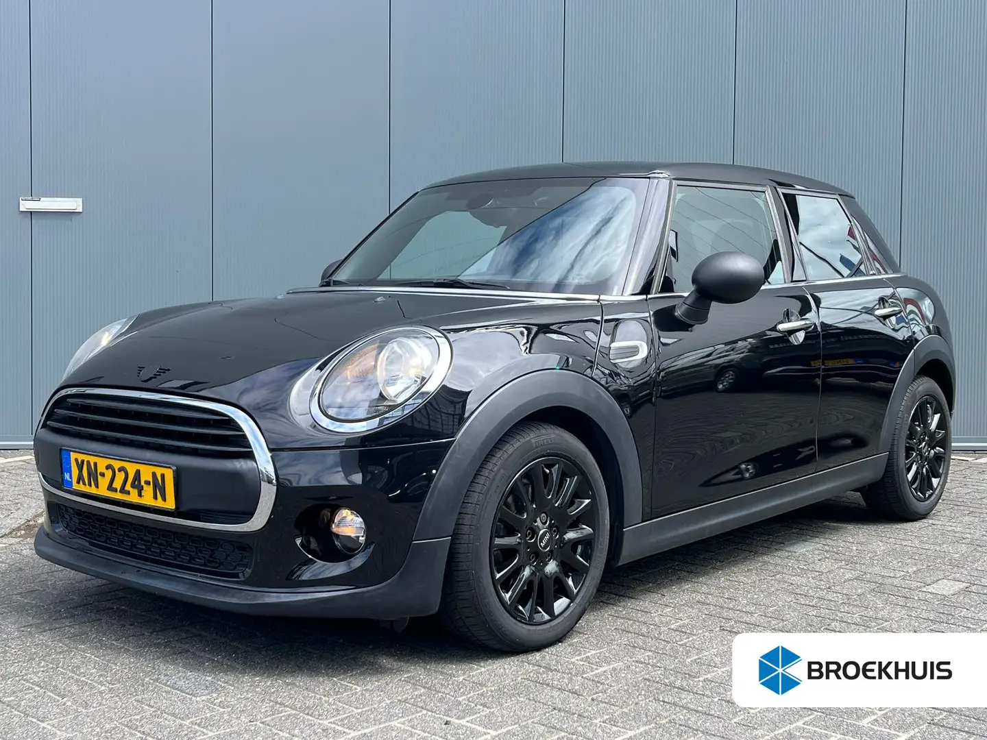 MINI One Mini 1.5 102pk Automaat Salt 5-Deurs | Airco | Nav Zwart - 1