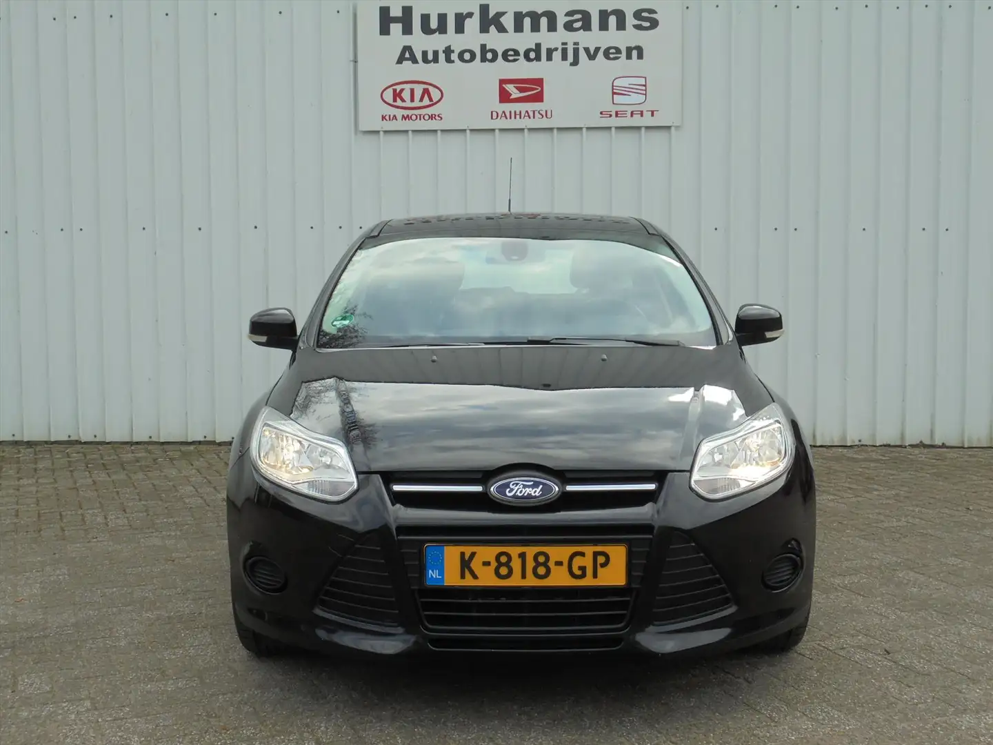 Ford Focus 1.0 ECOBOOST 100PK TREND GOED ONDERHOUDEN Zwart - 2
