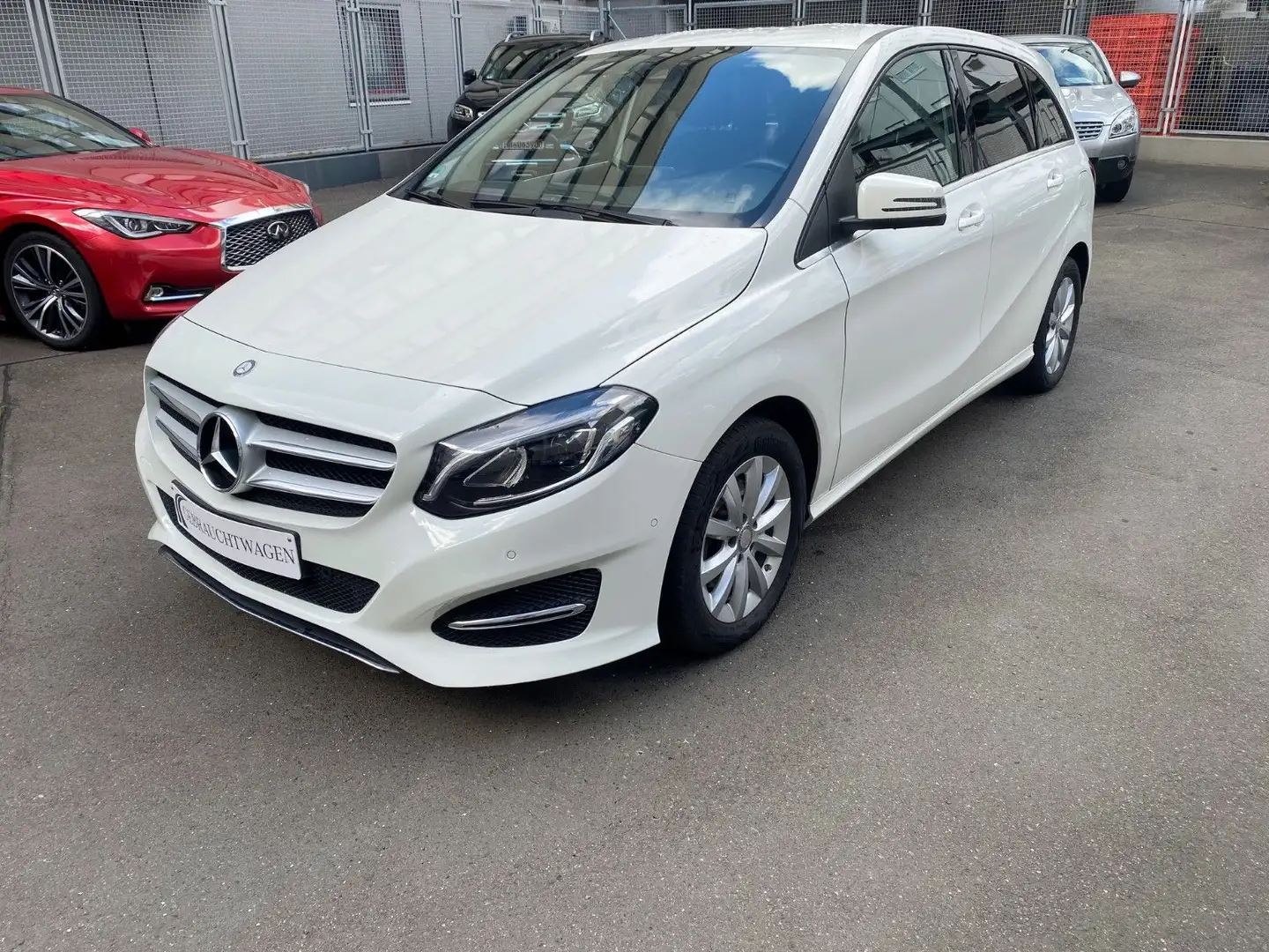 Mercedes-Benz B 200 d Style Aut7g/Navi/TW/Spur/LED/PDC+RFK/2H Bianco - 1