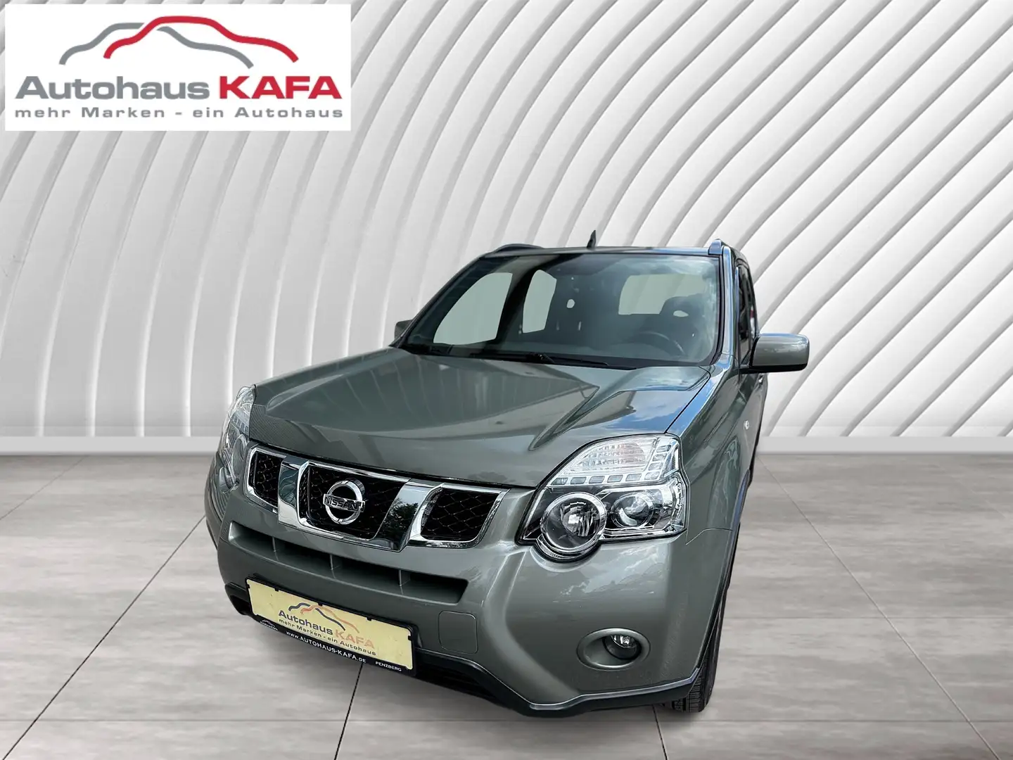 Nissan X-Trail SE 4X4** 1.HAND/ TOP** Grün - 2