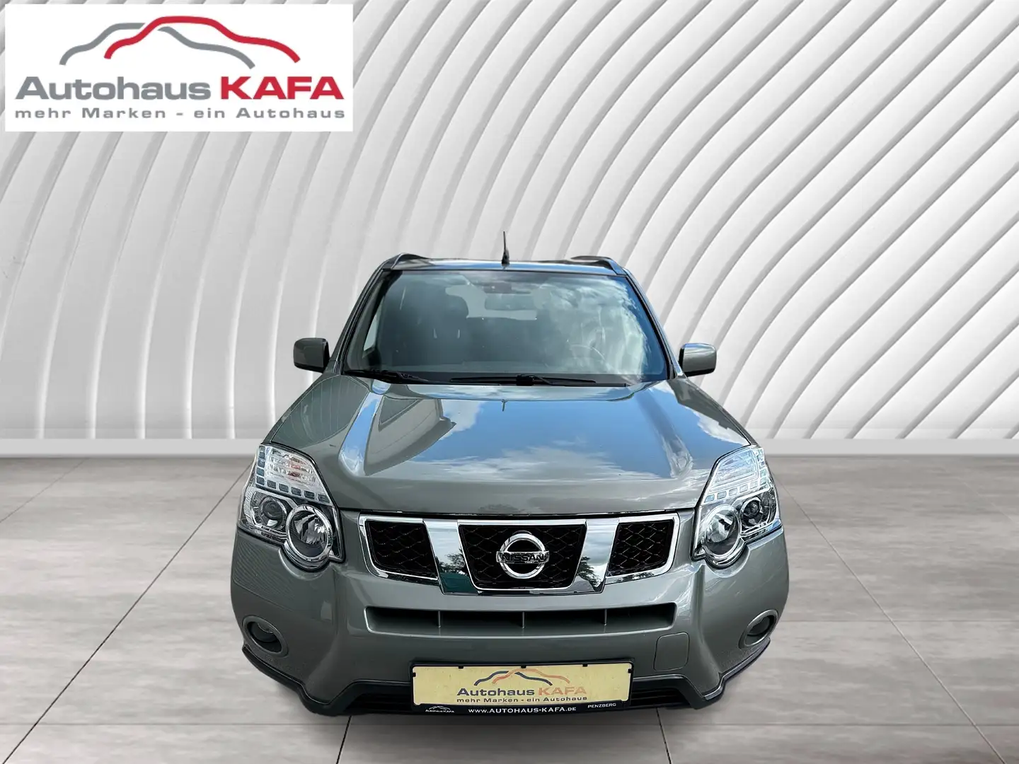 Nissan X-Trail SE 4X4** 1.HAND/ TOP** Grün - 1