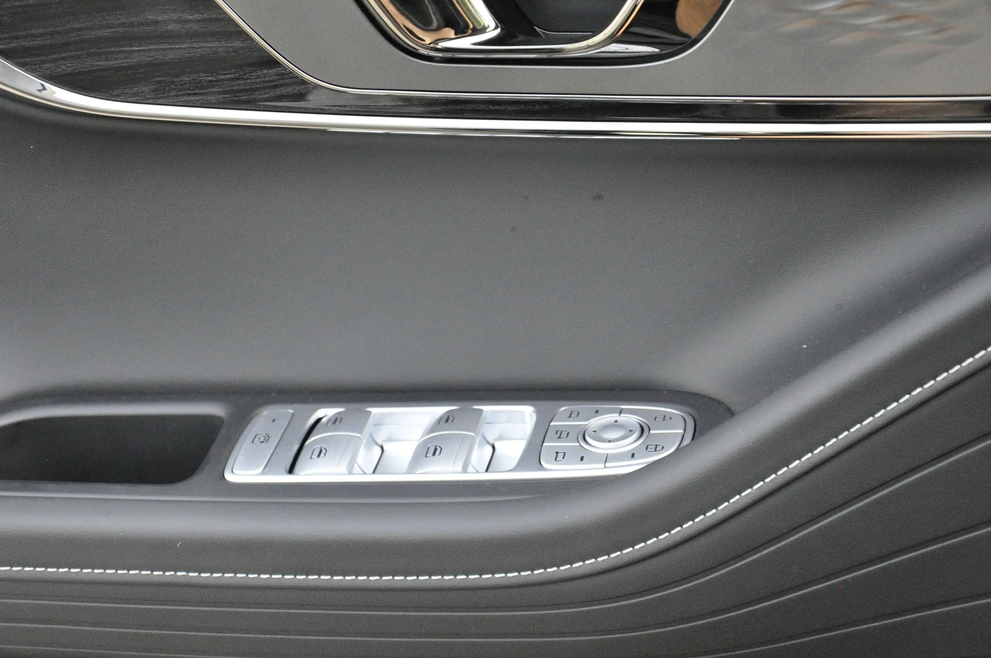 Omoda 5 5 1.6 T-GDI Premium — photo 15