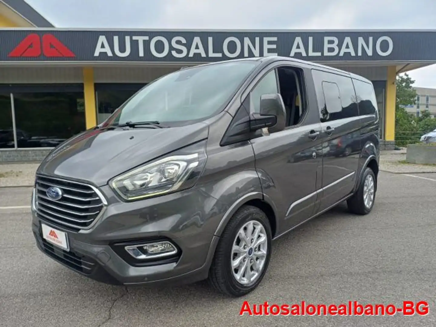 Ford Tourneo Custom 320 2.0 EcoBlue 185CV PC Titanium   8 POSTI Gris - 1