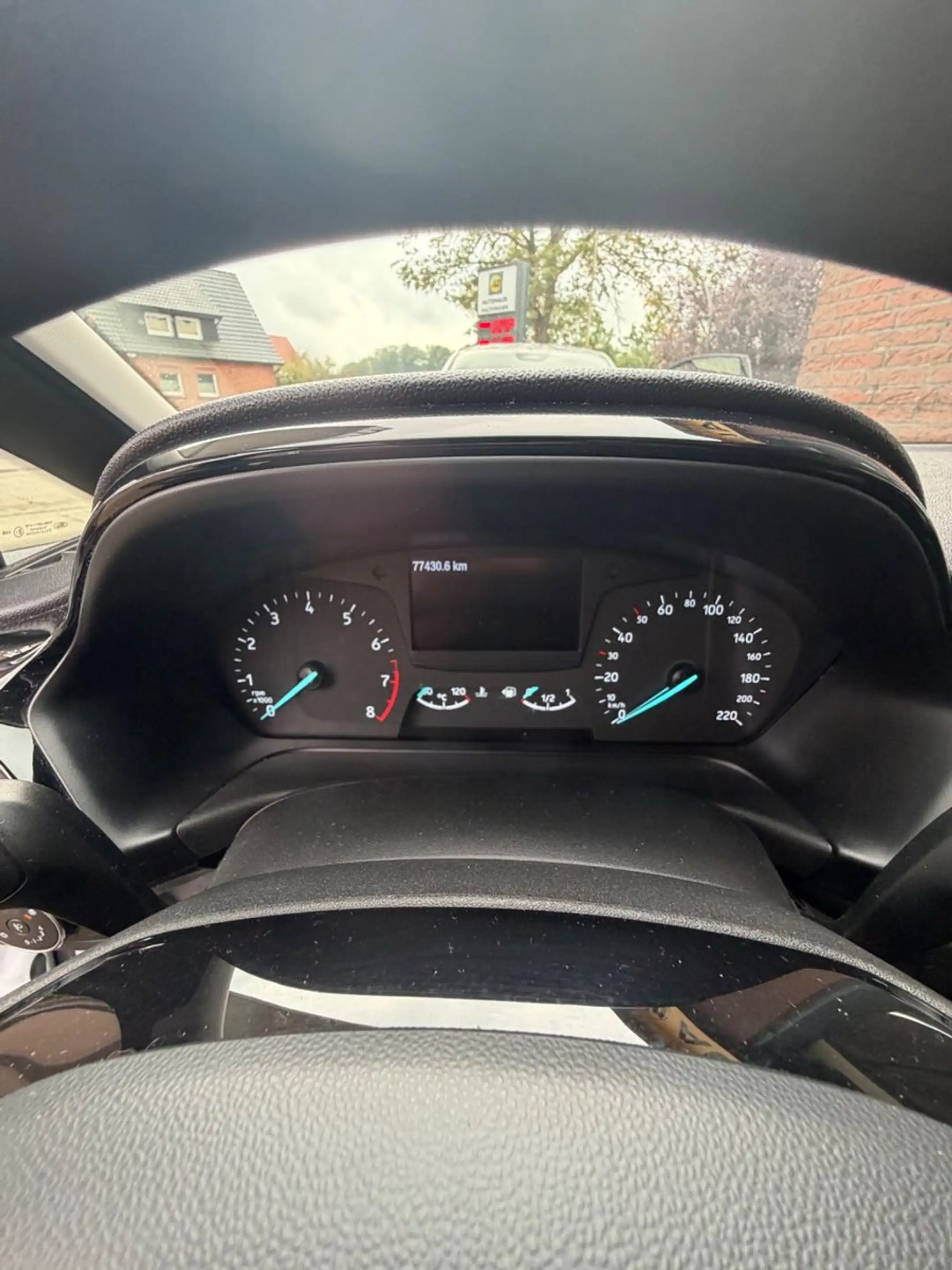 Ford Fiesta Trend 1.1i 2.Hd+77TKM+PDC — photo 8