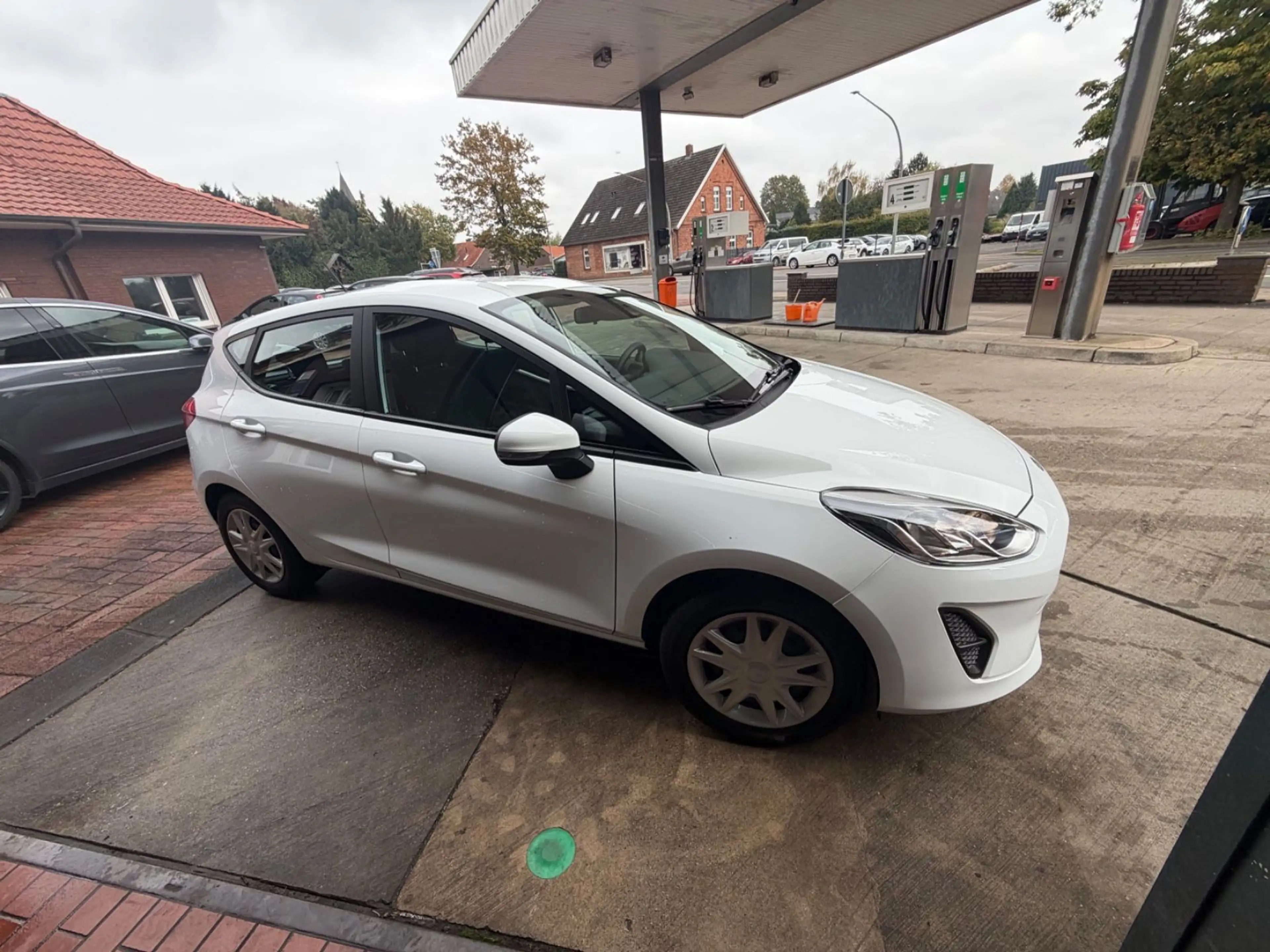 Ford Fiesta Trend 1.1i 2.Hd+77TKM+PDC — photo 5
