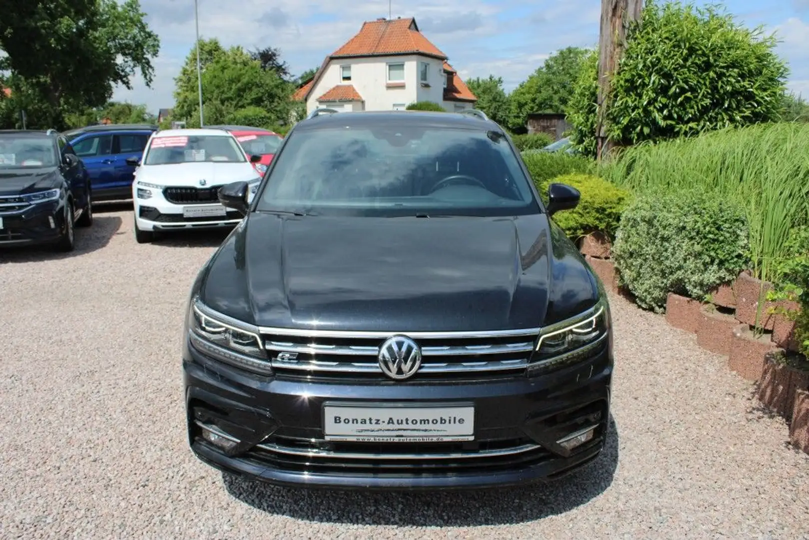 Volkswagen Tiguan 2.0 TDI 4x4 DSG High R-Line *AHK,Leder,Navi,SHZ* Schwarz - 2