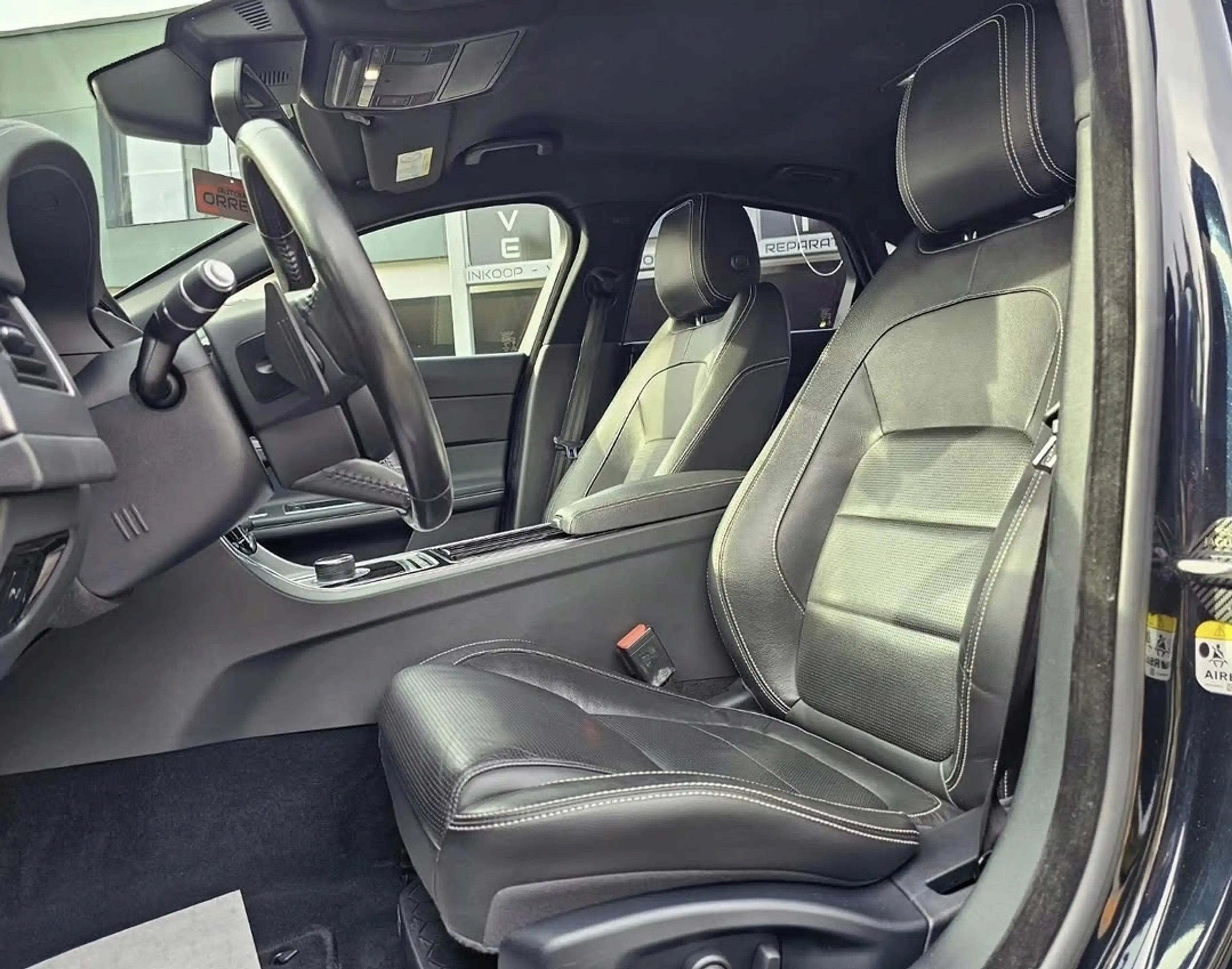 Jaguar XF 2.0d Portfolio LEES TEKST! |EXPORT| — photo 9