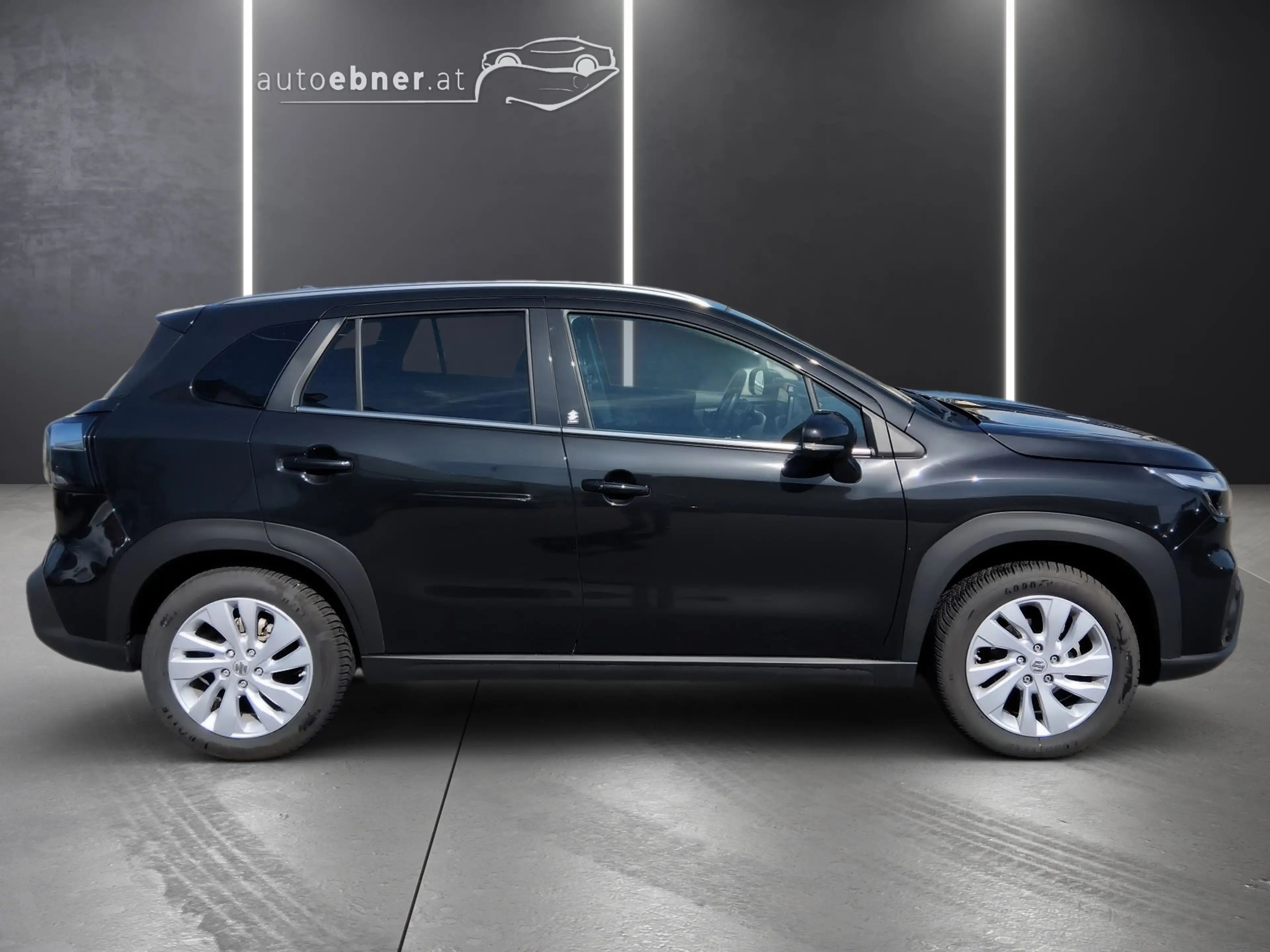 Suzuki S-Cross Suzuki S-Cross 1,5 Hybrid shine — photo 4