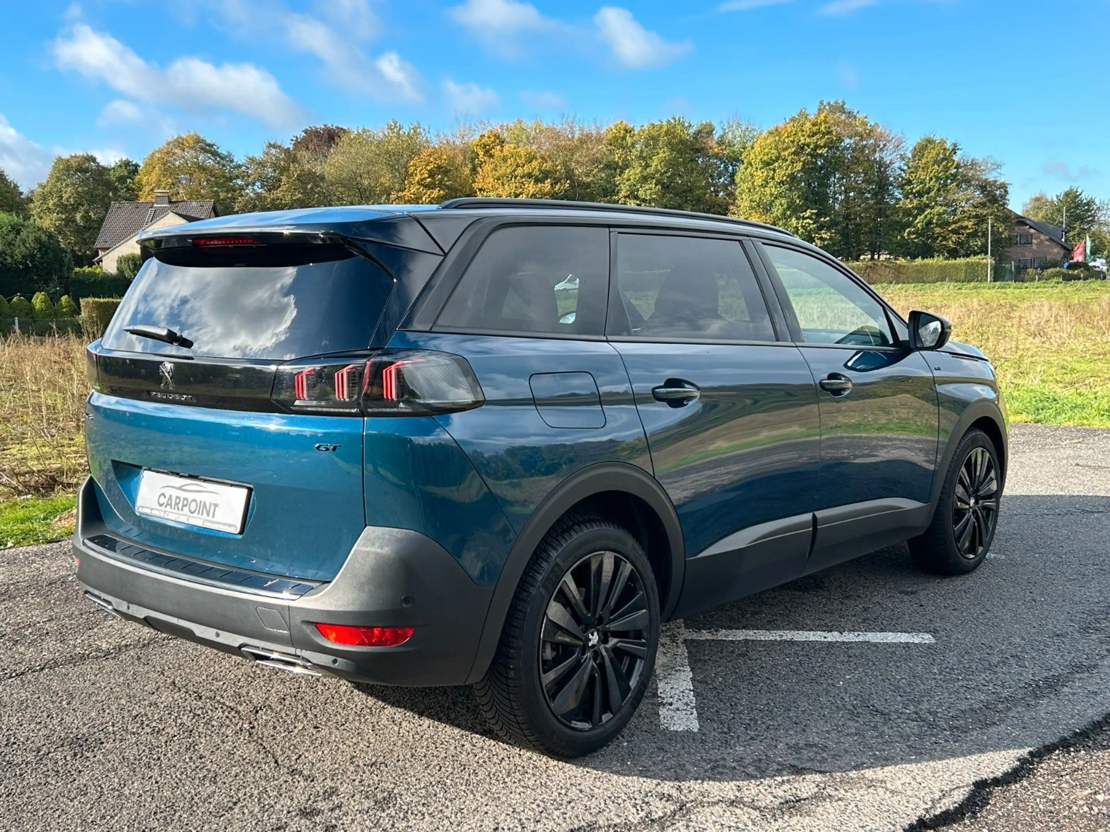 Peugeot 5008 Hybrid 136 GT 7-Sitzer Panorama Sitzheizung — photo 8