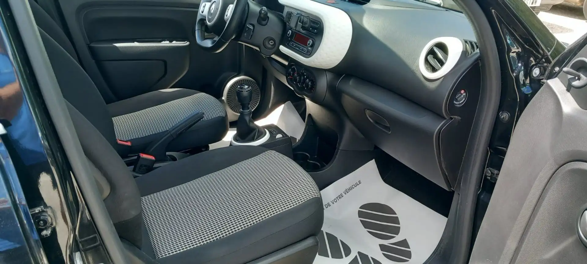 Renault Twingo RENAULT TWINGO III 1.0 TCE 65 life Noir - 2