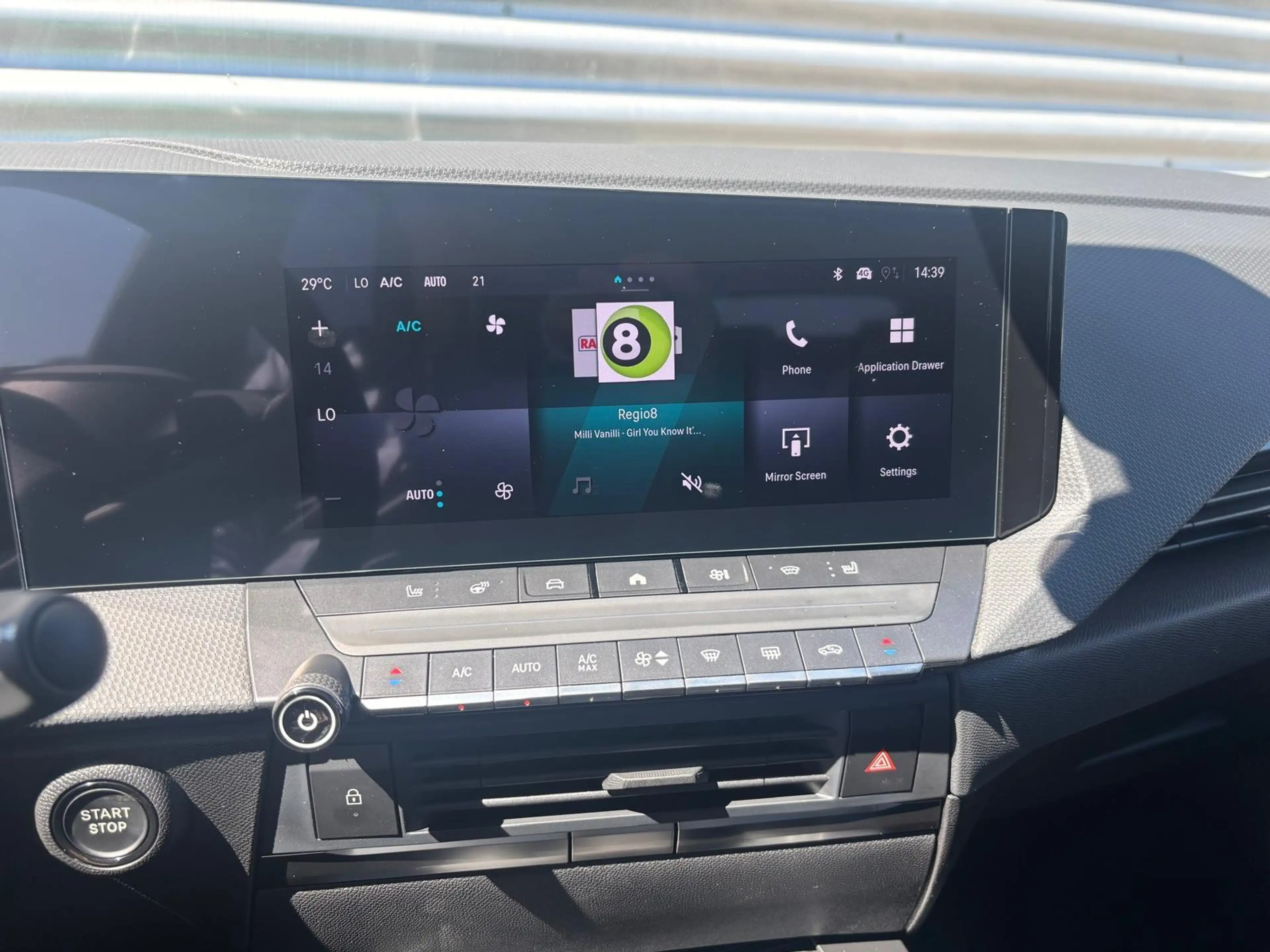 Opel Astra Electric 58 kWh Ultimate | Navigatie | Climate Con — photo 10