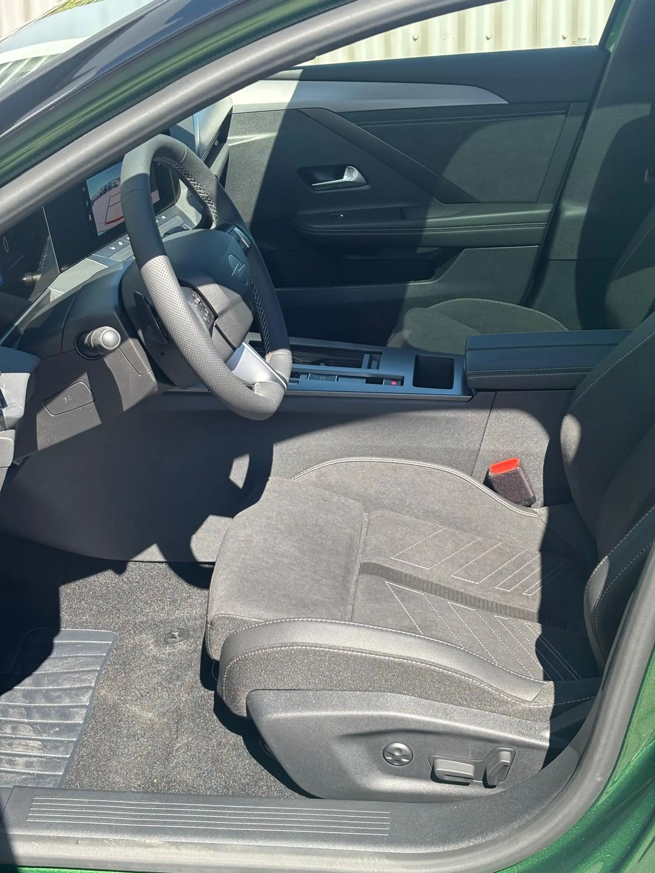Opel Astra Electric 58 kWh Ultimate | Navigatie | Climate Con — photo 13
