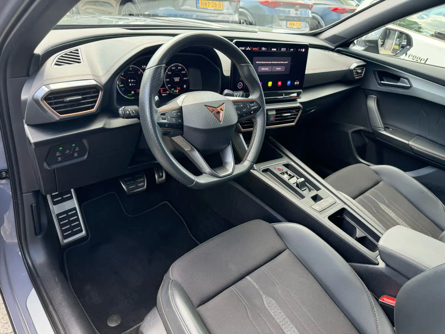 CUPRA Formentor 1.4 e-Hybrid Adrenaline 245pk, trekhaak, virtual c Gris - 2