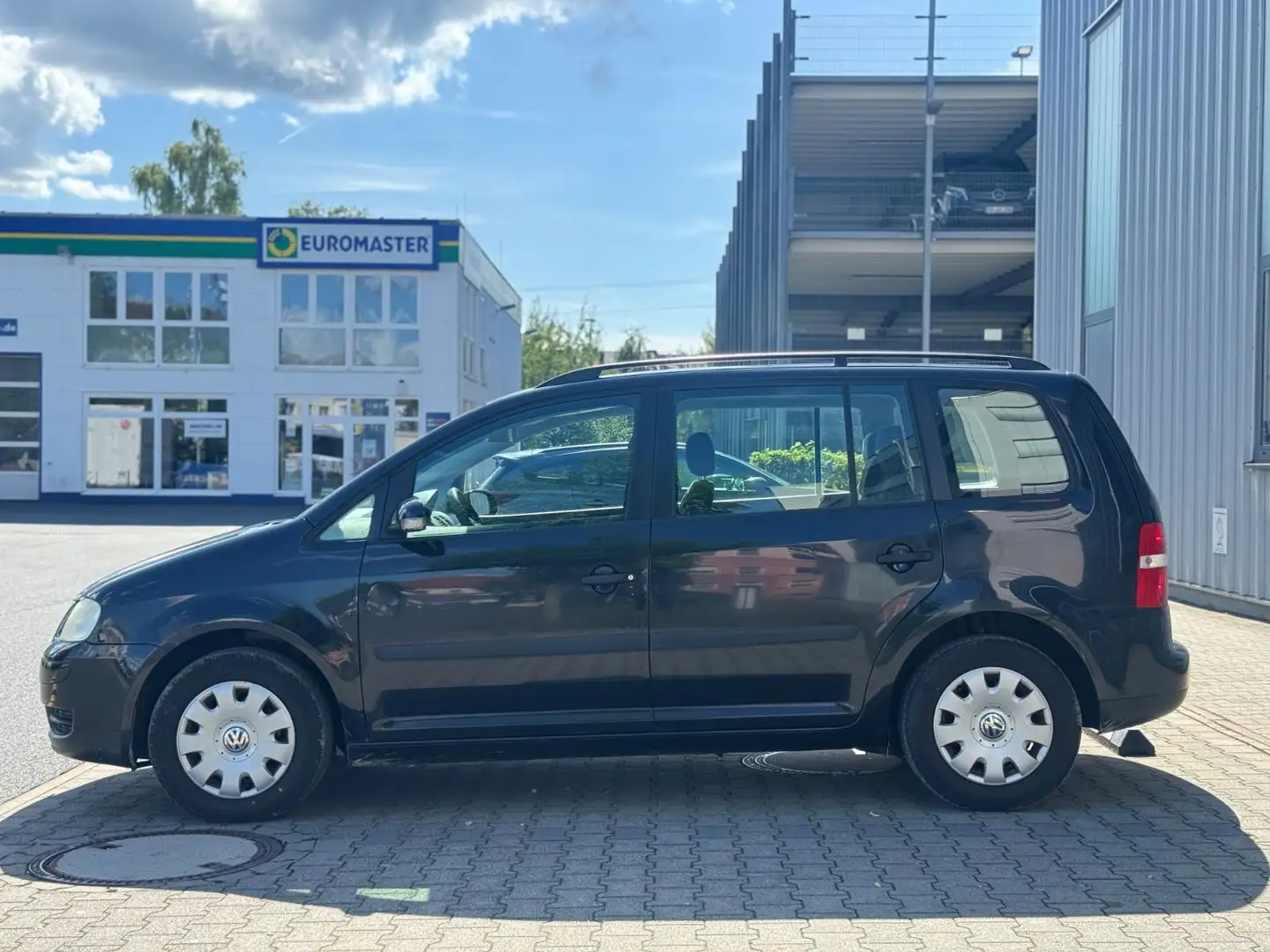 Volkswagen Touran 1.6 Klima 2.Hand Kein Tüv Schwarz - 1