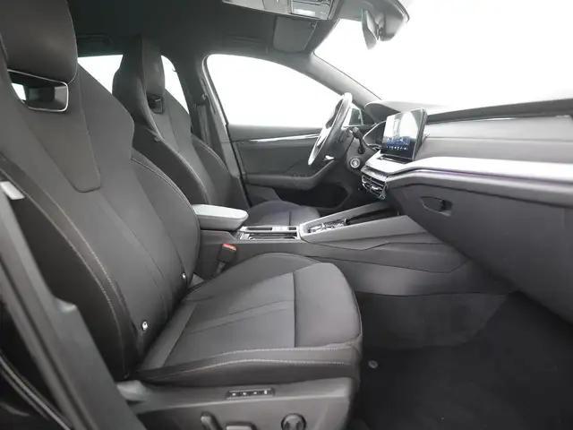 Skoda Octavia view 3