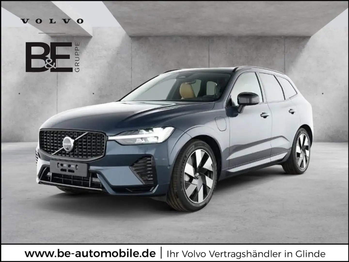 Volvo XC60 T6 Plus Dark Recharge Plug-In Hybrid AWD Blau - 1