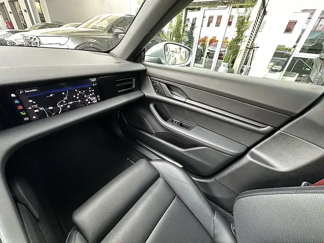 Porsche Taycan 4S Sport Turismo Aut. !!MEGA AUSSTATTUNG!! Ansicht 32
