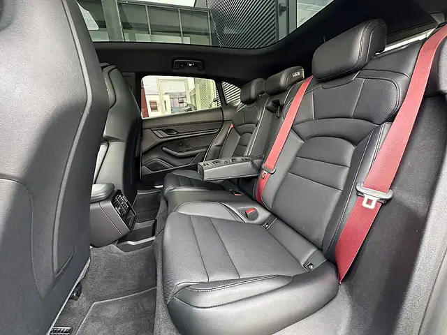Porsche Taycan 4S Sport Turismo Aut. !!MEGA AUSSTATTUNG!! Ansicht 17