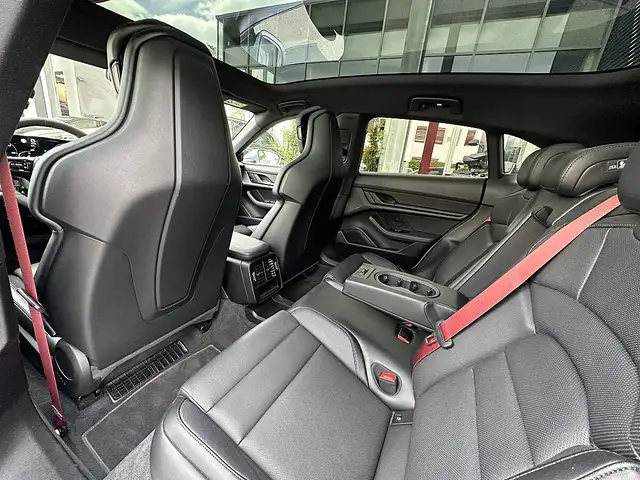 Porsche Taycan 4S Sport Turismo Aut. !!MEGA AUSSTATTUNG!! Ansicht 16