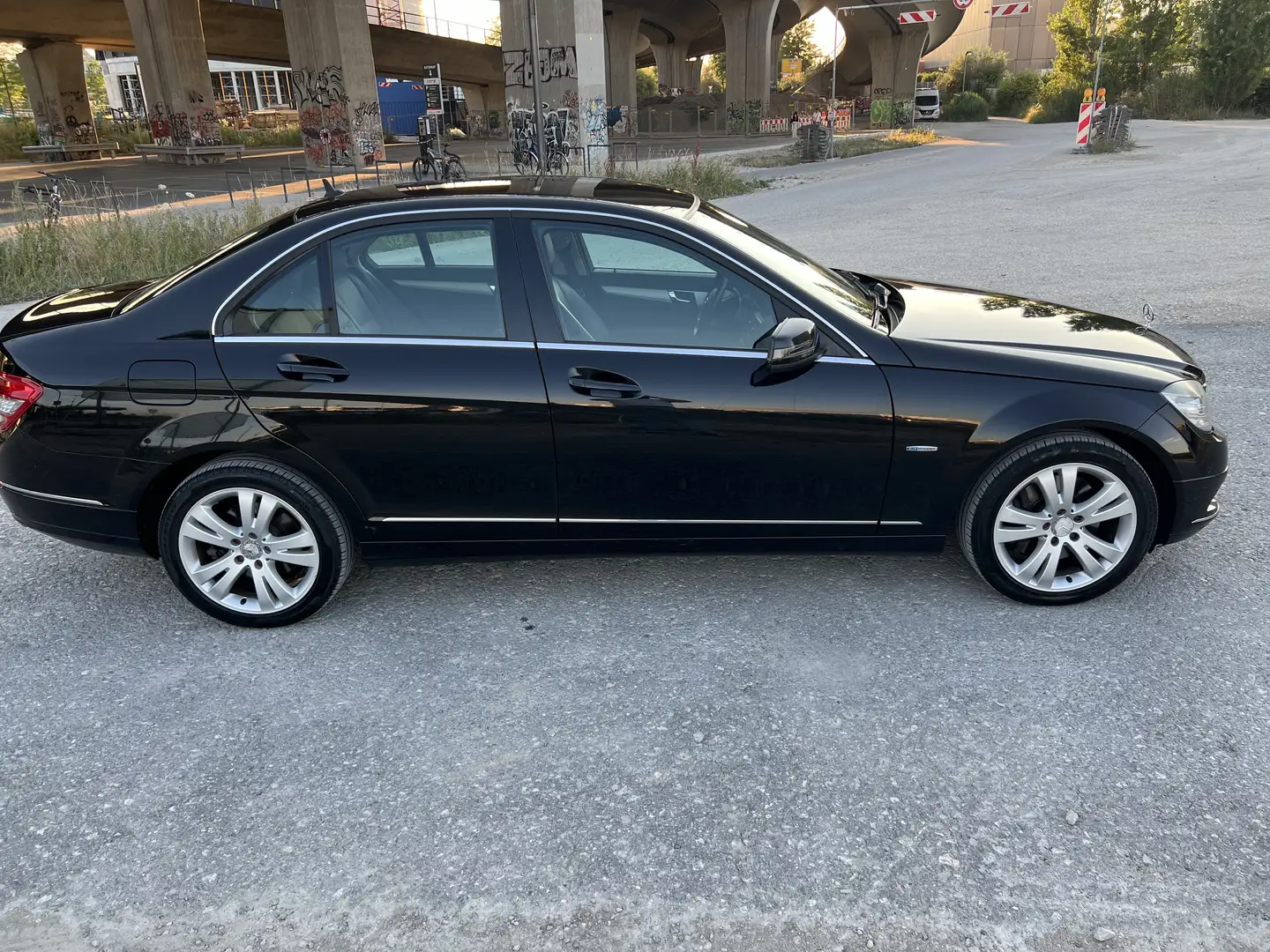 Mercedes-Benz C 350 CDI DPF 7G-TRONIC BlueEFFICIENCY Avantgarde - 2