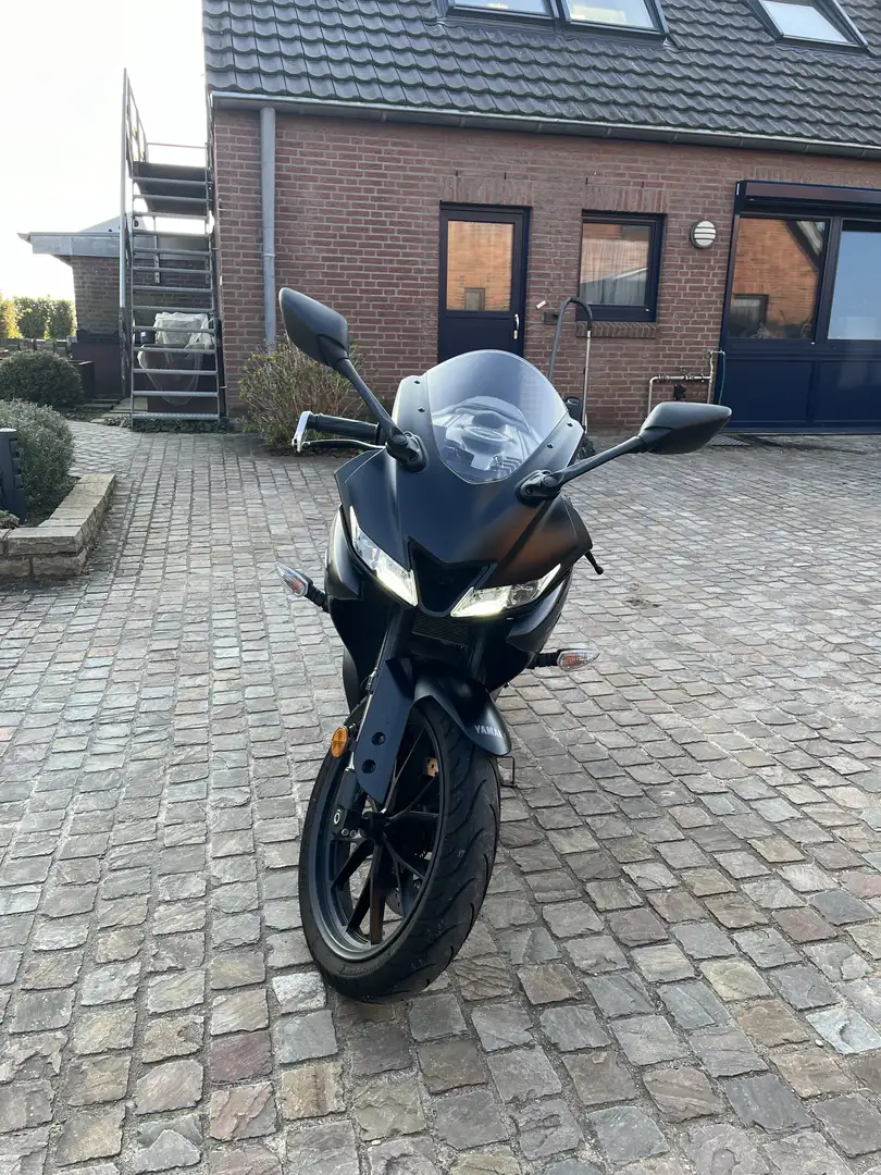 Yamaha YZF-R125 Tech Black Zwart - 2
