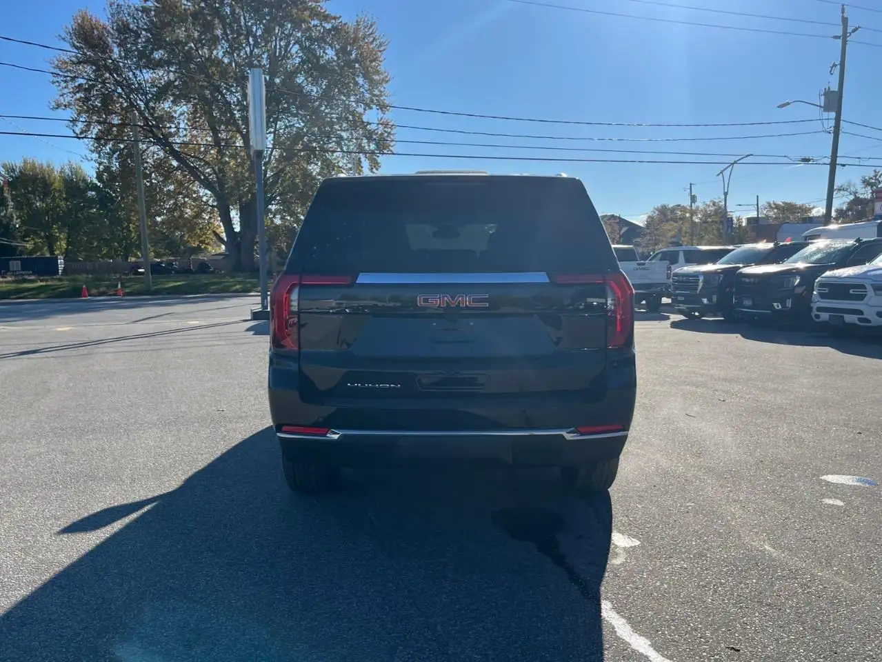 GMC Yukon снимка GMC Yukon