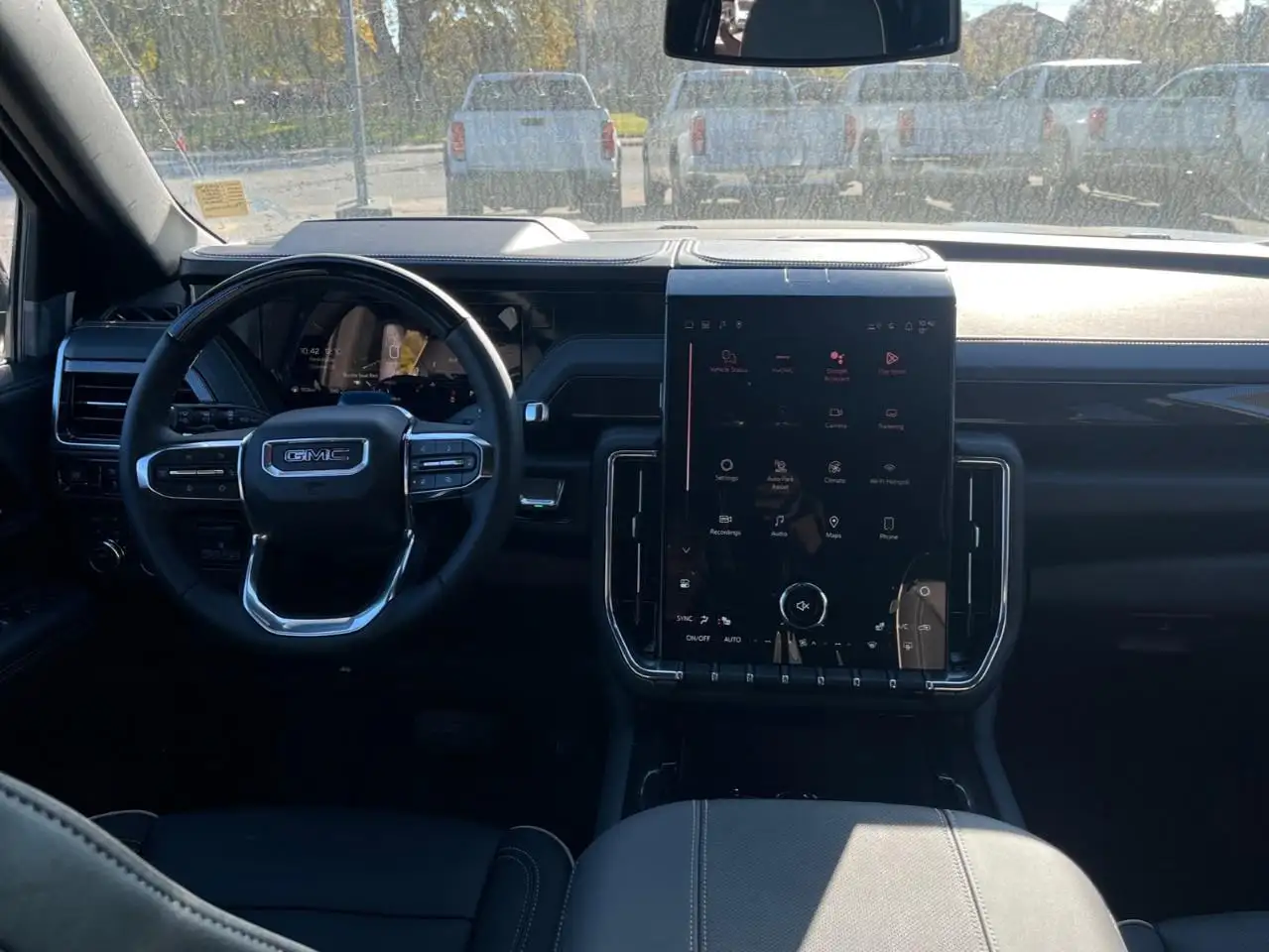 GMC Yukon снимка GMC Yukon
