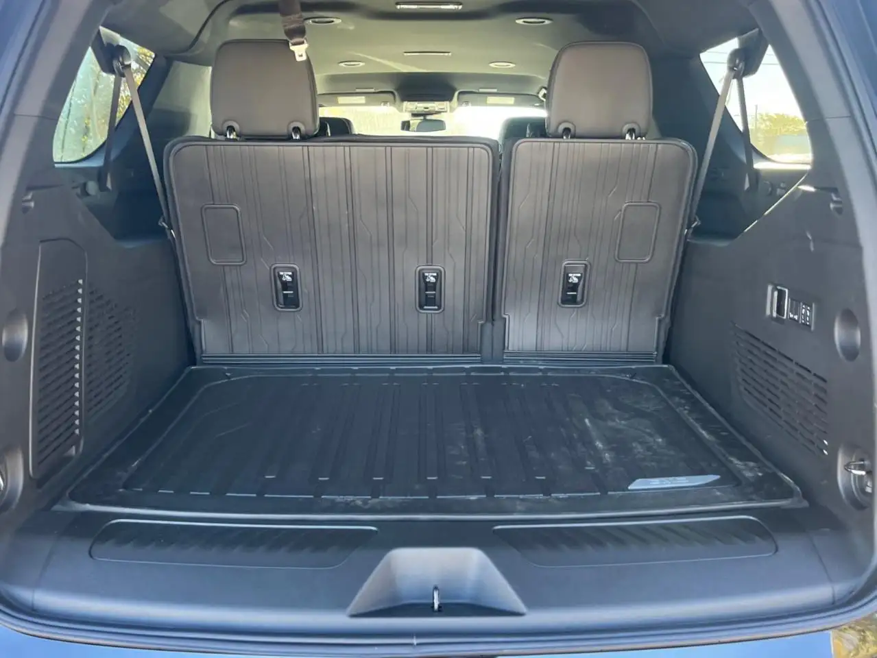 GMC Yukon снимка GMC Yukon